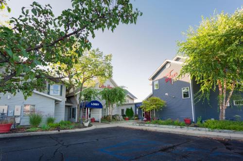 La Porte Bed & Breakfast | The Blue Heron Inn