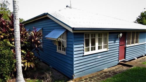 Yungaburra House | The Blue House Yungaburra