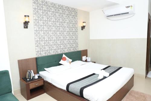 Cuttack Hotel | The Blue Lagoon Hotel Premium
