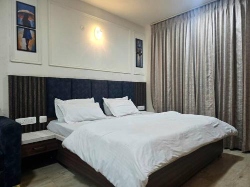 Gopalbari Apartment | The Blue Moon of Josephine