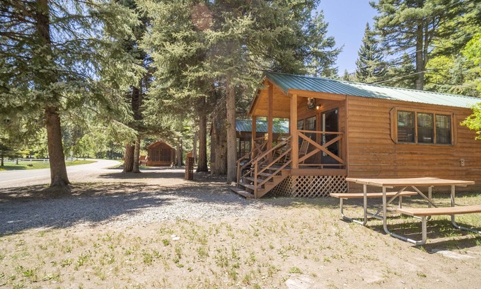 Bayfield Apartment | The Blue Spruce Cabin #16