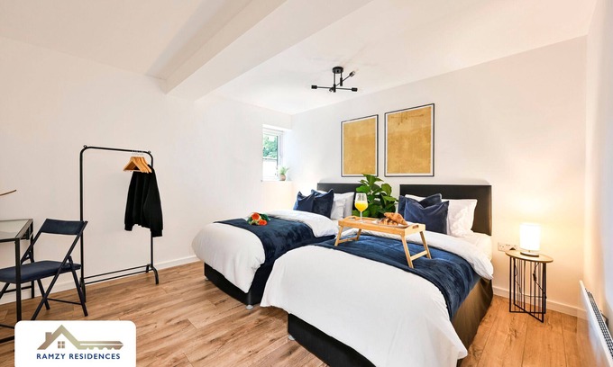 Sevenoaks Apartment | The Blue Suite - Modern 1-Bed Flat - 20% Off for Early Guests - Sevenoaks