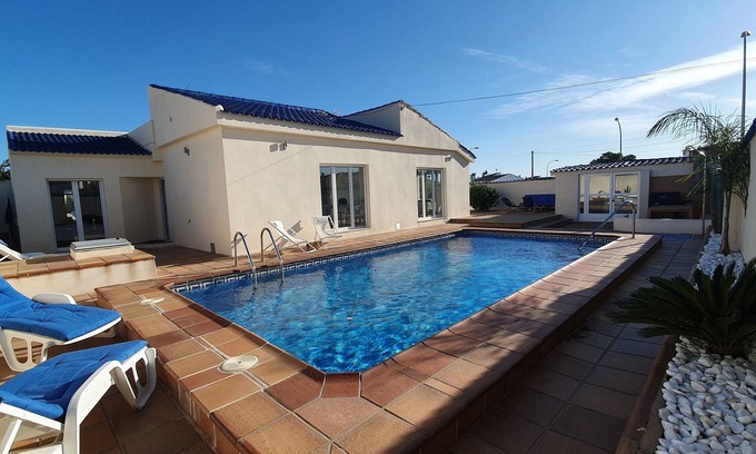 San Luis Villa | The Blue Villa Torrevieja