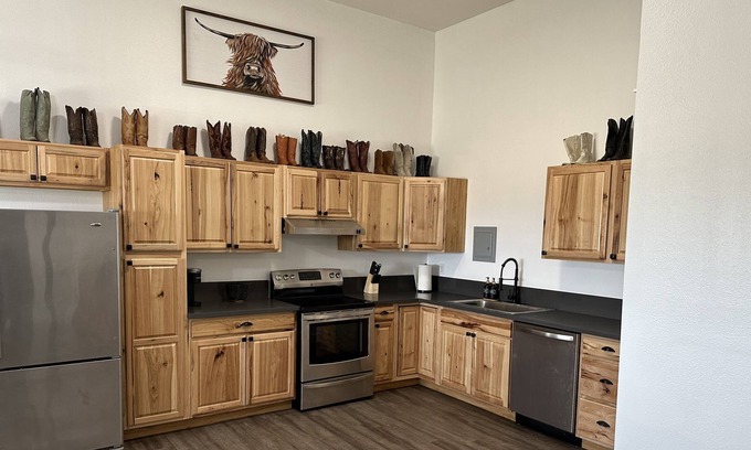Red Bluff Apartment | The Bluff Private Suite
