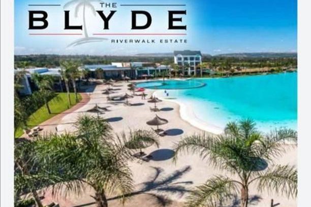 Tshwane House | The Blyde Crystal Lagoon Riverwalk Estate