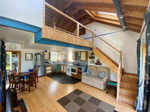 Lochmaddy House | The Boat House