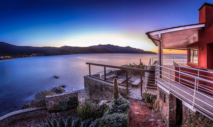 Scaglieri Villa | The Boat