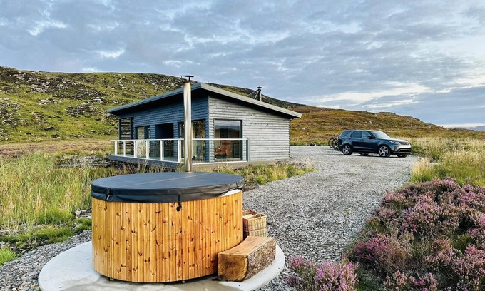 Tomich Cabin | The Boathouse - an off grid bothy that sleeps 2 guests in 1 bedroom