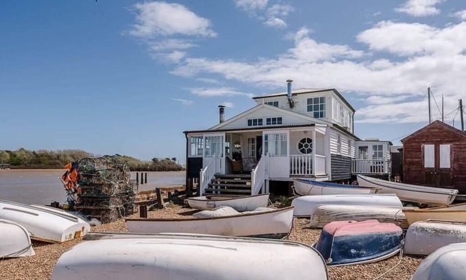 Felixstowe House | The Boathouse, Felixstowe Ferry