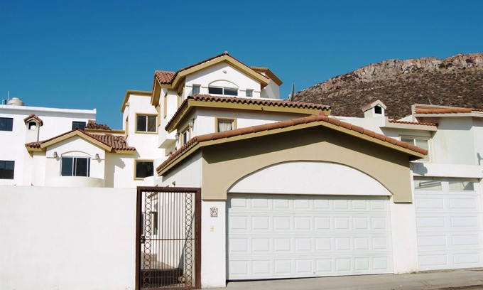 Ensenada House | The Body Point - Ensenada