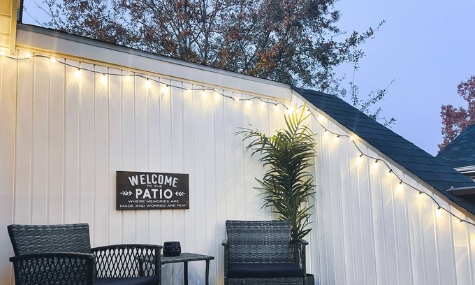 Spartanburg Apartment | The Bohemian Loft★ DOWNTOWN★Self Check-In ★Kitchen