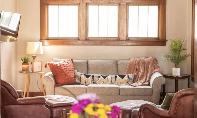Alexandria House | The Boho Bungalow! Downtown Alexandria