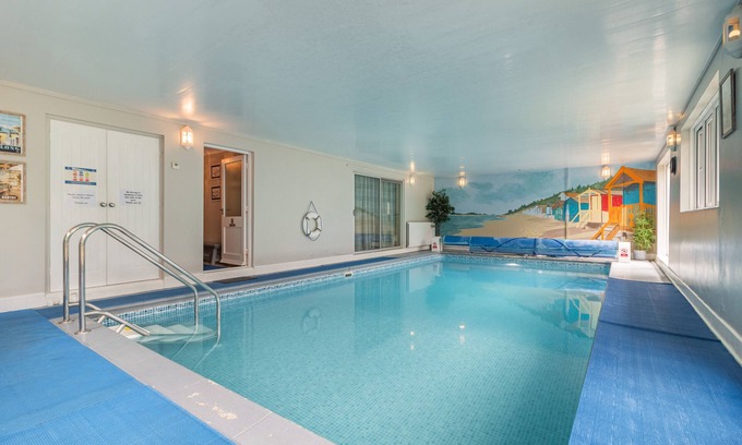 Sculthorpe House | The Bollard at the Anchorage