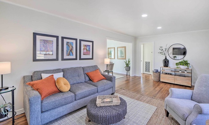 Tulsa House | 'The Boston Cottage' ~ 4 Mi to Downtown Tulsa
