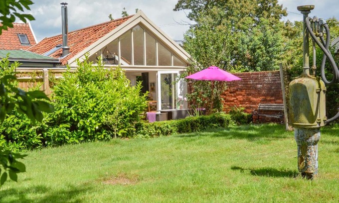 Saxmundham House | The Bothy at Snape Hall