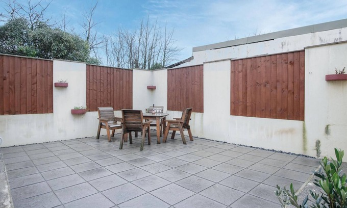 Llanteg House | The Brambles - 2 bedroom Cottage - Llanteg