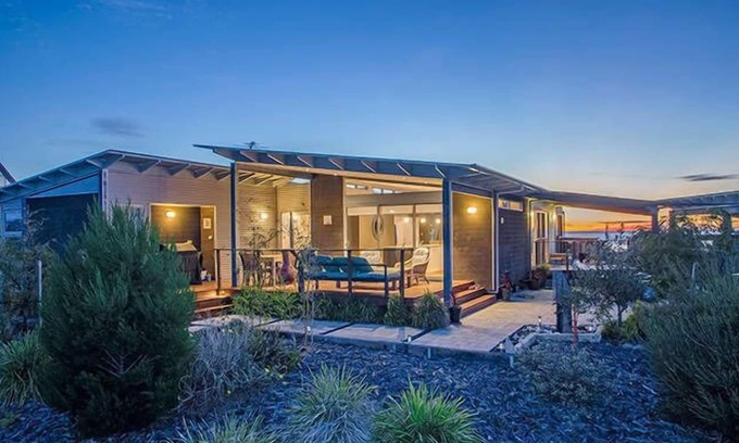 Peppermint Grove Beach House | "The Breeze House" luxury family escape