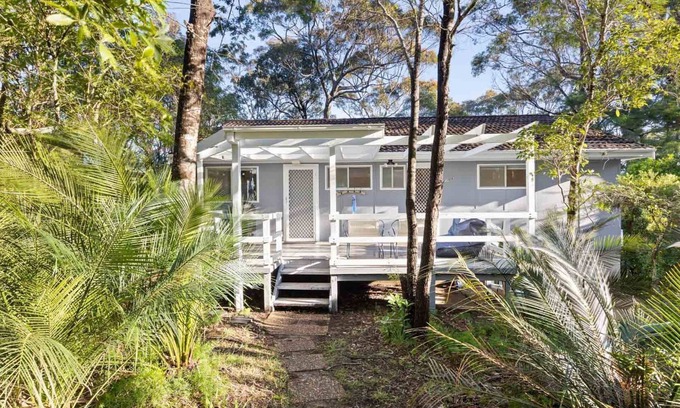 Mossy Point House | The Breezy Perch. Gorgeous cottage