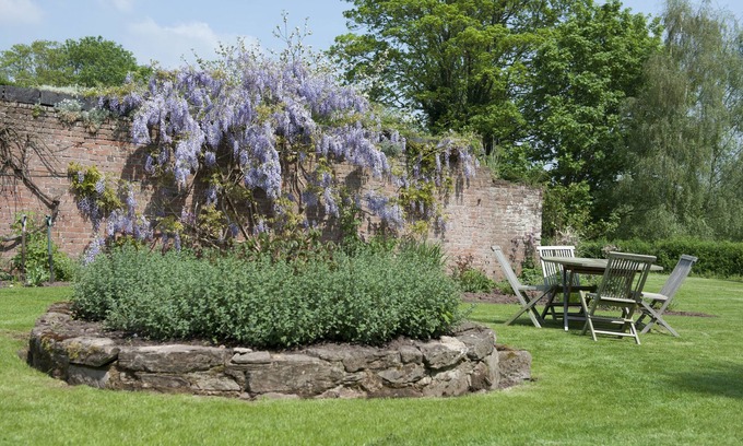 Wilton Bed & Breakfast | The Bridge House Boutique B&B