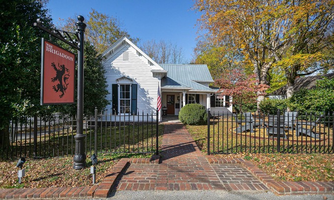 Leipers Fork House | The Brigadoon a Breathtaking Cottage in Leipers Fork