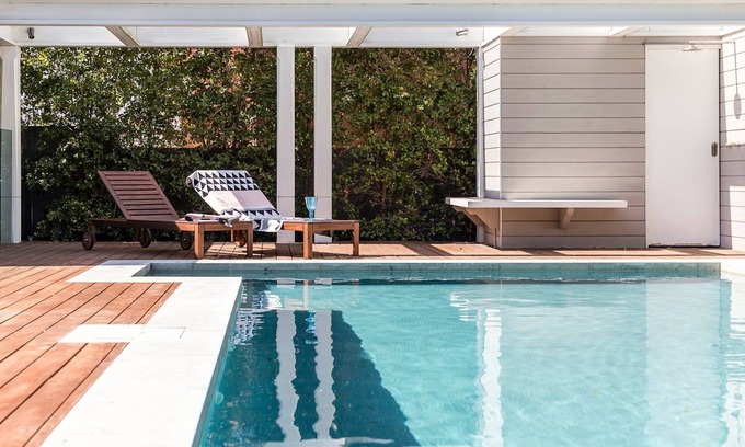 Bronte House | The Bronte (Walk to Beach)