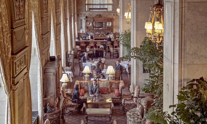 Downtown Louisville Hotel | The Brown Hotel