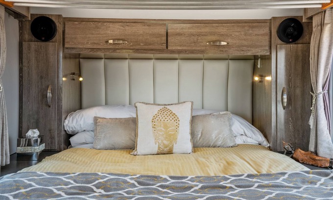 West Alameda House | The Buddha Lounge 5-Star Glamping! Pool, Hot Tub, 360 Views!