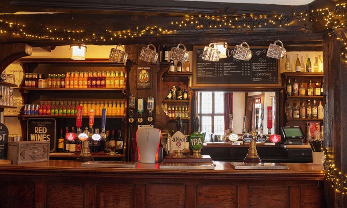 Long Melford Hotel | The Bull Hotel Long Melford by Greene King Inns