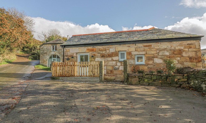 Grampound Cottage | THE BULL PEN, pet friendly, luxury holiday cottage in Grampound