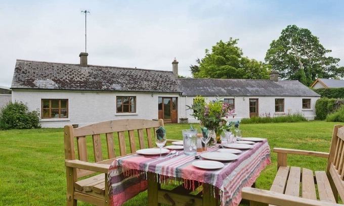 Baltray Cottage | The Bunker Cottage, traditional spacious riverside retreat.