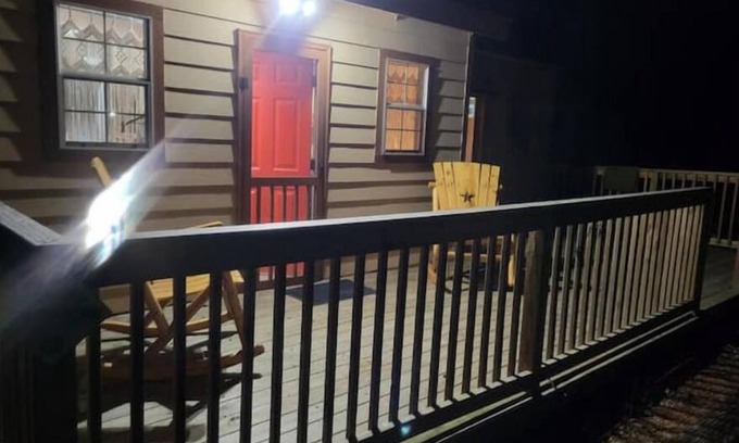 Brooklyn Cabin | The Bunkhouse - A Unique Farm Stay. Goats, dogs, chickens and 28 Park like Acres