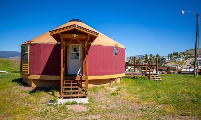 Philipsburg House | The Burg Yurt - Historic Downtown Philipsburg