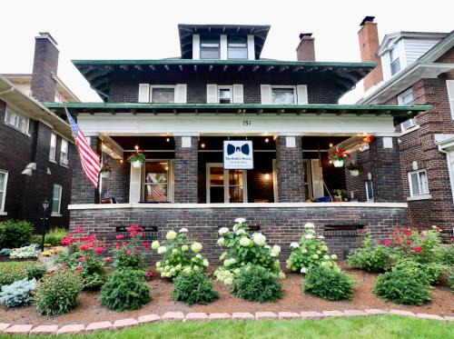 Downtown Niagara Falls Bed & Breakfast | The Butler House Bed & Breakfast