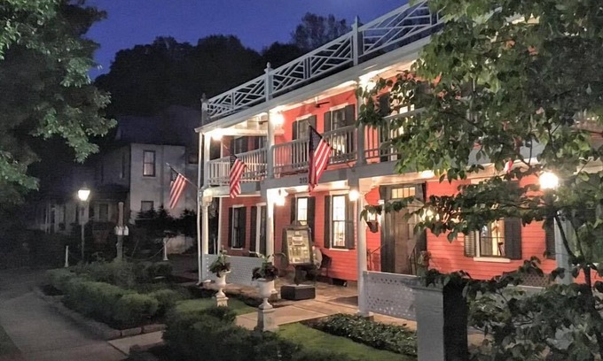 Granville Hotel | The Buxton Inn