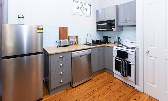 Cooperabung Cottage | The Byre - Telegraph Retreat Cottages