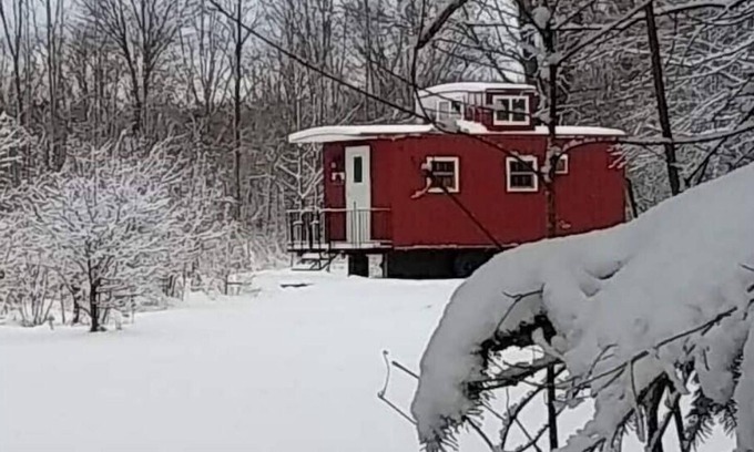 Madison Bed & Breakfast | The Caboose
