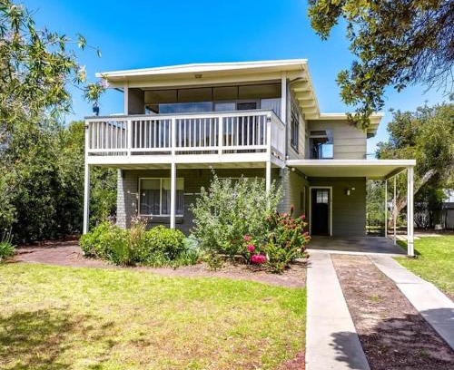 Goolwa South House | The Caddy's Shack