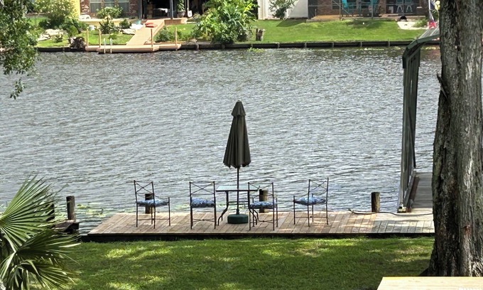 Maurepas Cabin | The Cajun Chateau is the perfect rustic get-away!