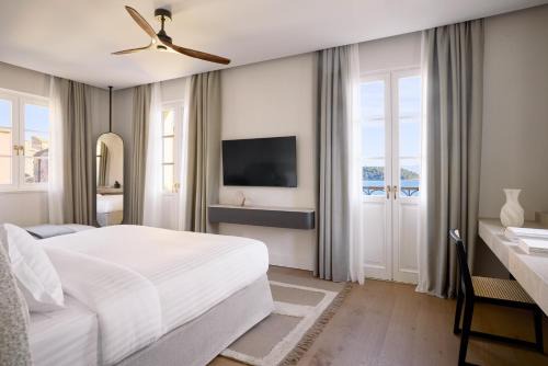 Old Town Hotel | The Calliston