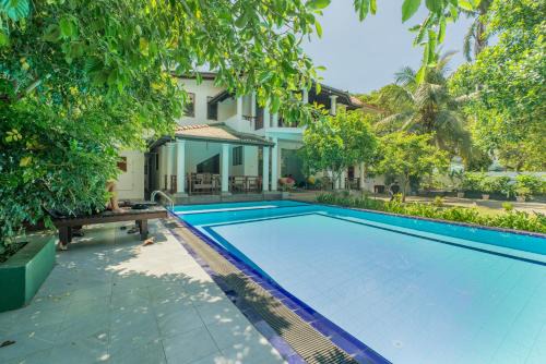 Rumassala House | The Calm Of8