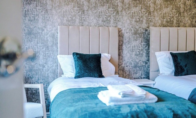 Calverley House | The Calverley Retreat | Leeds | Yorksha Property