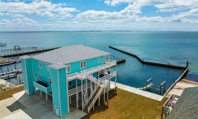 Harkers Island Condo | The Cape-Sound Front Condo with Boat Slip Access in Harkers Island, NC