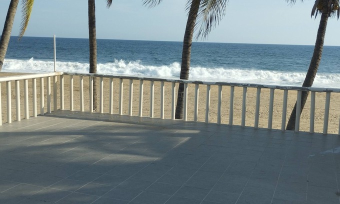 Pie de la Cuesta House | The captain's house