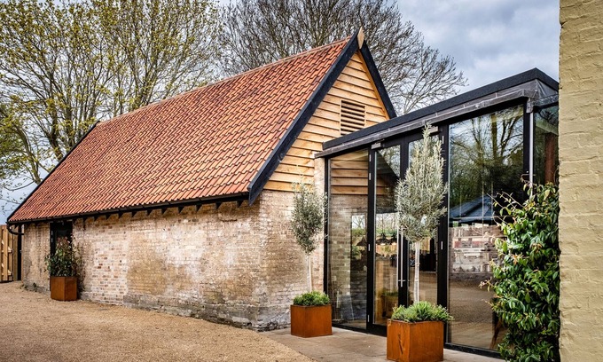 Great Wilbraham Hotel | The Carpenters Arms