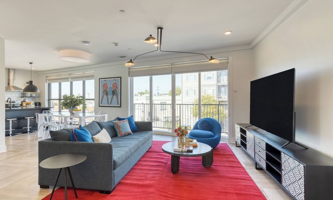 Historic Edgefield House | The Carter by AvantStay | 3rd Floor, 15 Bedrooms