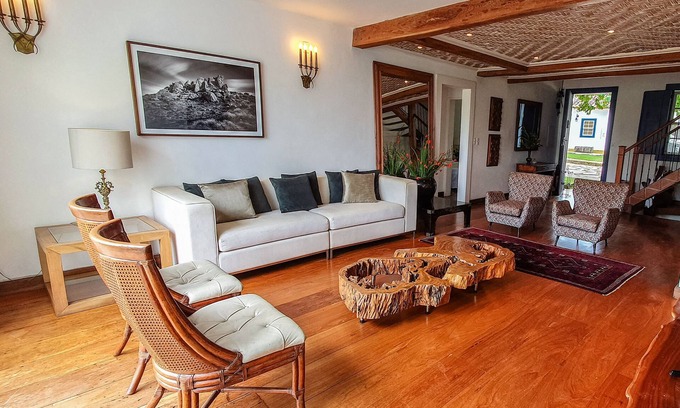 Tiradentes House | The Casa Vivaldi - charm, calm and comfort in the historical center.