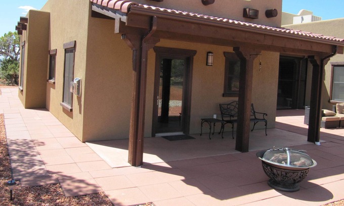 Kanab Cottage | The Casita at Purradise near Best Friends, Zion, Bryce, Lake Powell, Grand Canyo