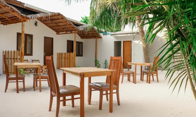 Feridhoo House | The Castaway retreat