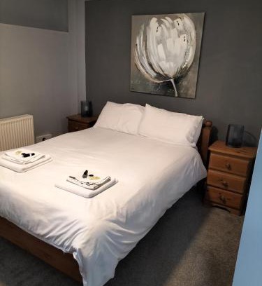 Ebbw Vale Hotel | The Castle Inn