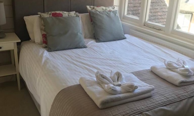 Porlock Bed & Breakfast | The Castle Inn